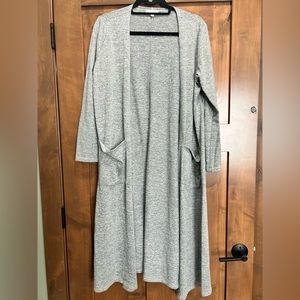 LuLaRoe Grey Duster Size Medium